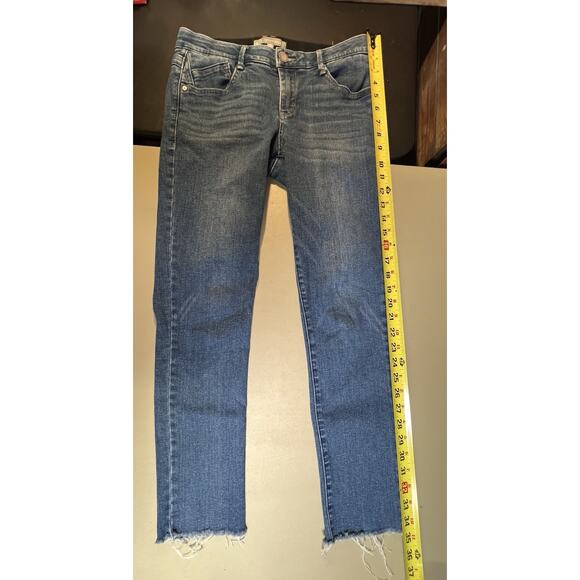 Wit & Wisdom Jeans Women’s Size 4 Blue Frayed Bottoms Stretch Waist - Picture 7 of 8